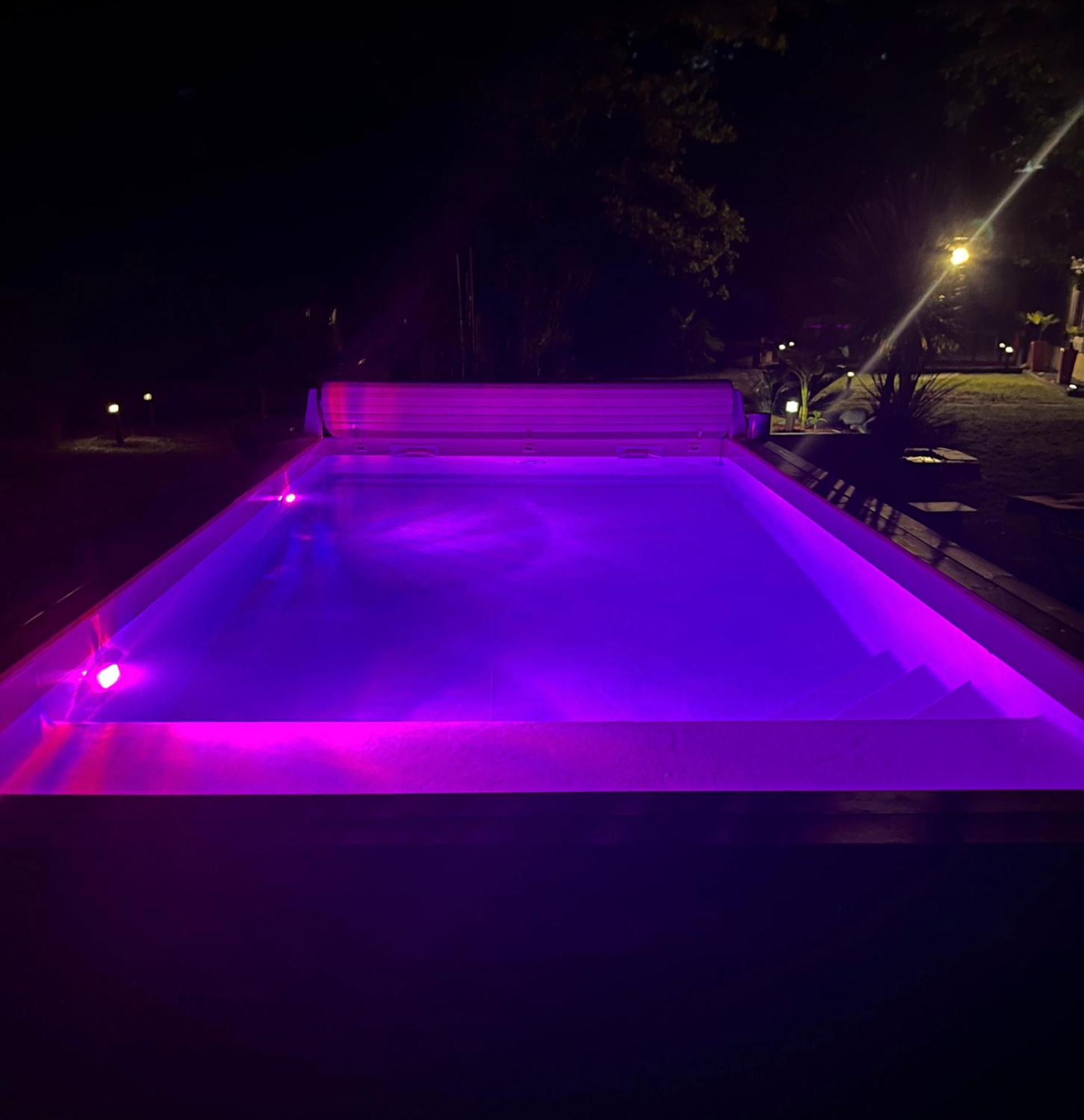 Hacienda De La Canopee Avec Piscine Chauffee Au Sel Hourtin Exterior foto